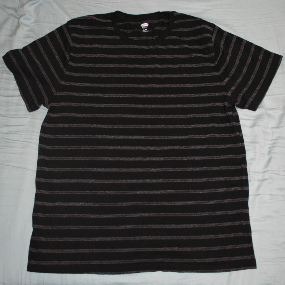 Old Navy Black Striped Crew Neck XL T Shirt